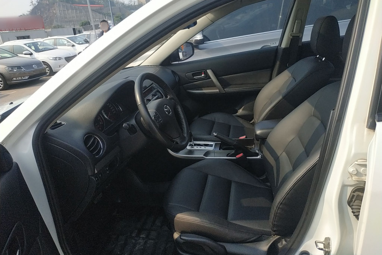 马自达6 2014款 2.0L 自动经典型局部细节19