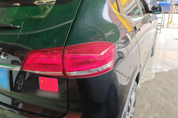 哈弗H2s 2017款 蓝标 1.5T 双离合豪华型车身外观6001