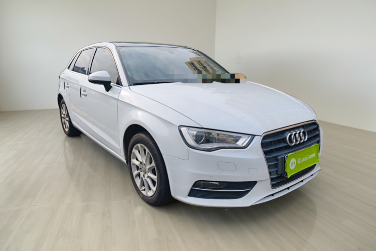 奥迪A3 2016款 Sportback 35 TFSI 领英型车身外观3