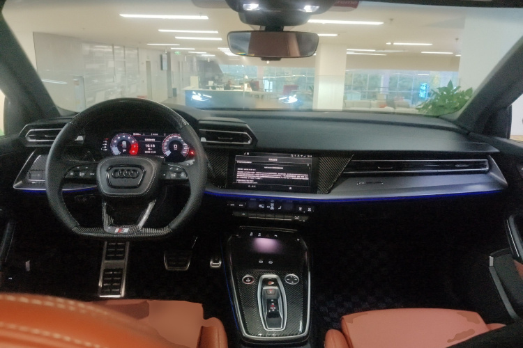 奥迪A3 2025款 Sportback 35TFSI 飞驰尊享型中控内饰12