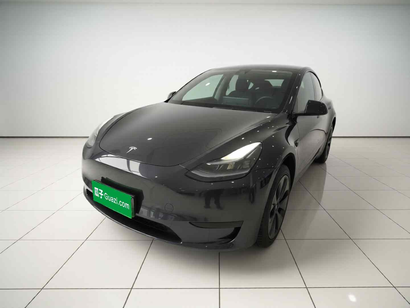 特斯拉 Model Y 2024款 后轮驱动版(2)