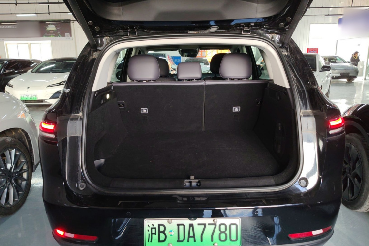 零跑汽车 零跑C10 2024款 530智享版机舱底盘23