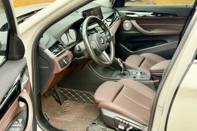 宝马X1 2021款 sDrive25Li 领先型局部细节19