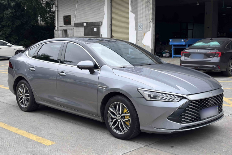 比亚迪 秦PLUS 2021款 DM-i 55KM 旗舰型车身外观6003