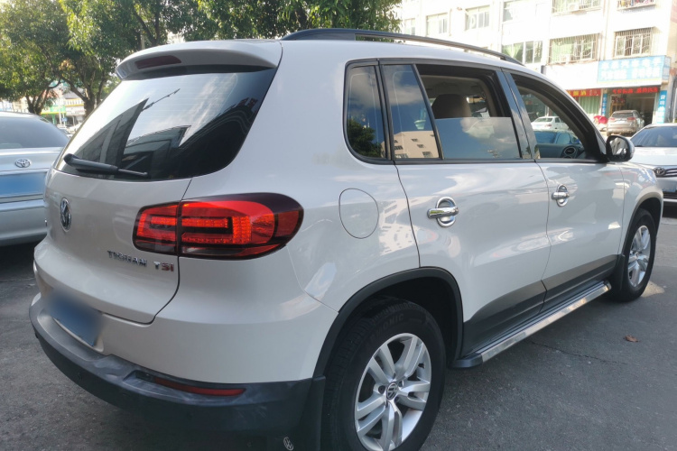 大众 途观 2015款 1.8TSI 自动两驱风尚版车身外观7