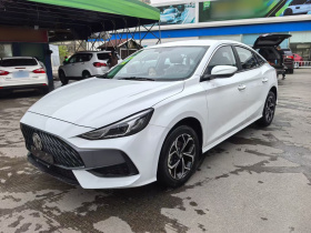 名爵 MG5 2023款 180DVVT 手动风尚版