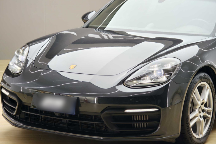 保时捷 2023款 Panamera 4 行政加长版 2.9T车身外观6004