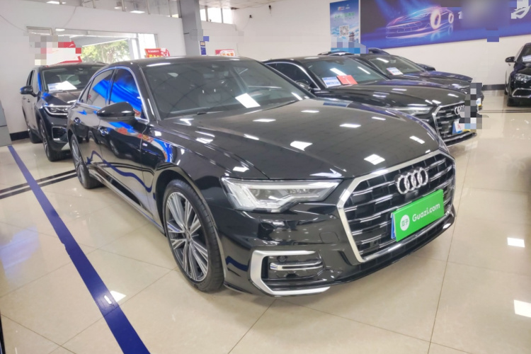 奥迪A6L 2025款 改款 45 TFSI 臻选动感型车身外观3