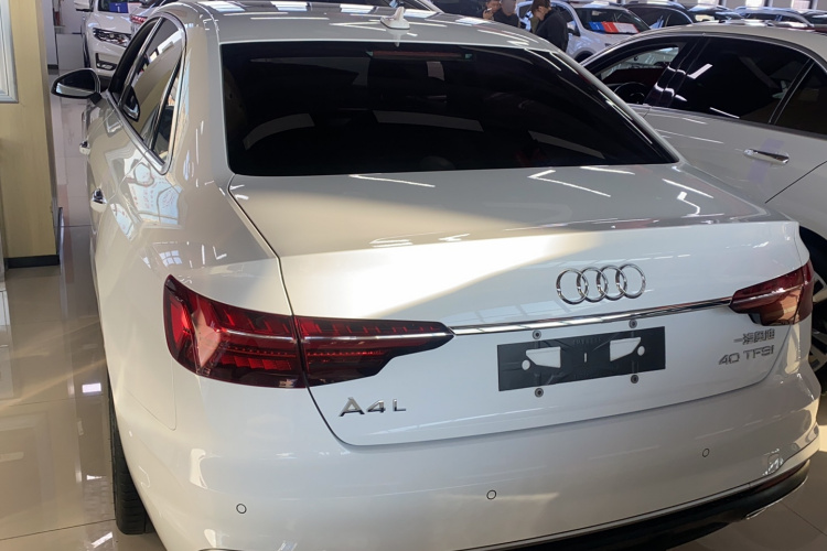 奥迪A4L 2020款 40 TFSI 时尚动感型车身外观6004
