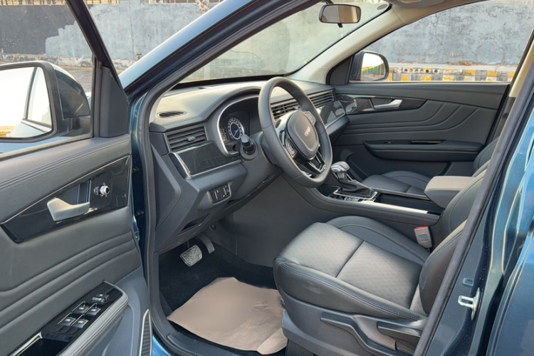 中国重汽VGV VGV U70 2020款 1.5T 自动智享精英版 7座中控内饰7001