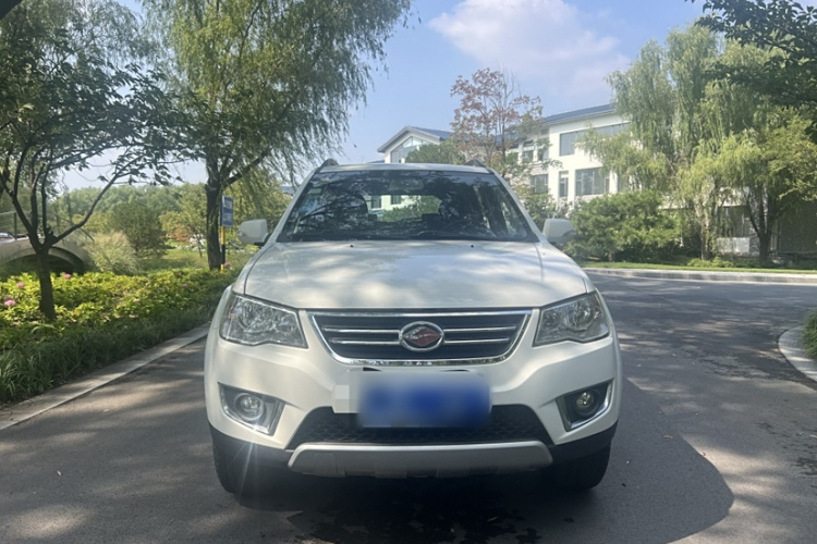 陆风X8 2014款 探索版 2.4L 汽油4X4豪华型车身外观6010