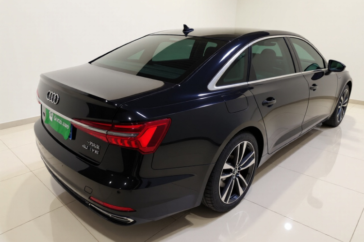 奥迪A6L 2020款 40 TFSI 豪华致雅型车身外观7