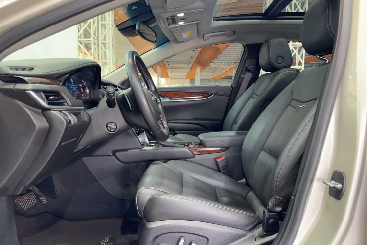 凯迪拉克XTS 2017款 28T 豪华型中控内饰7002