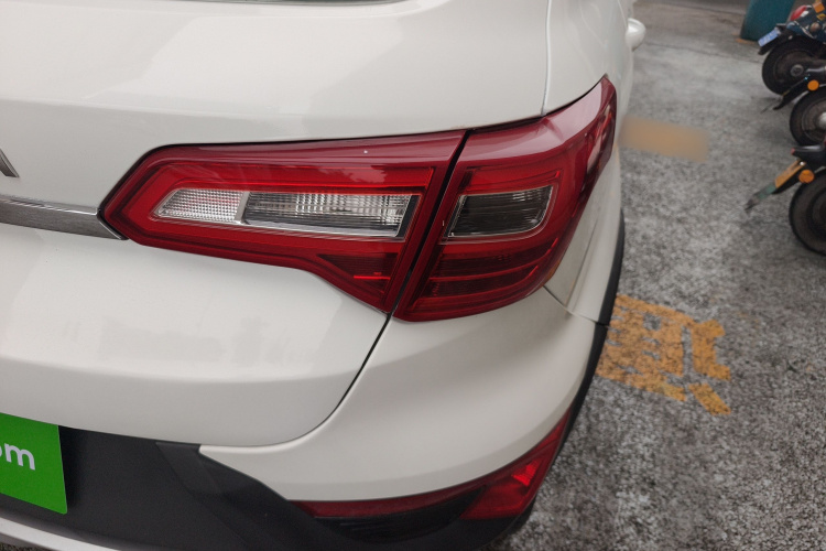 北京汽车 绅宝X25 2015款 1.5L 自动精英型车身外观6006