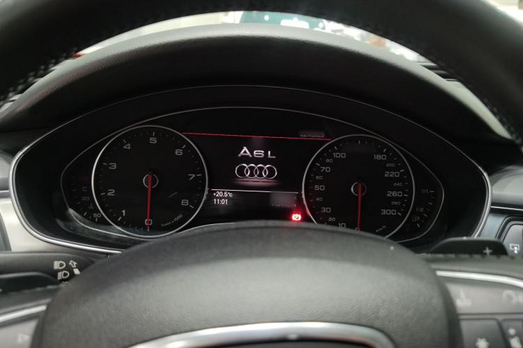 奥迪A6L 2015款 TFSI 百万纪念智领型局部细节14