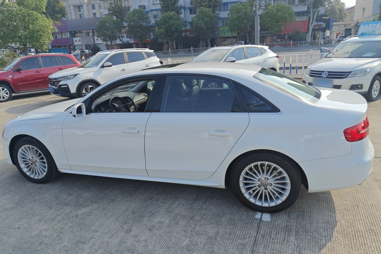 奥迪A4L 2015款 35 TFSI 自动舒适型车身外观4