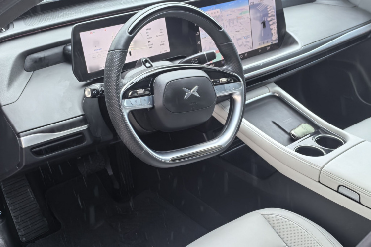 小鹏P7 2023款 P7i 702 Max中控内饰7003