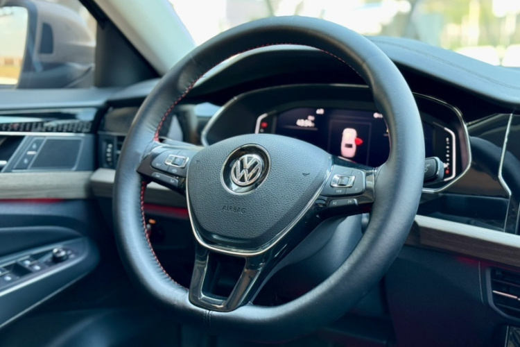 大众 帕萨特 2019款 380TSI 尊贵版 国VI局部细节13