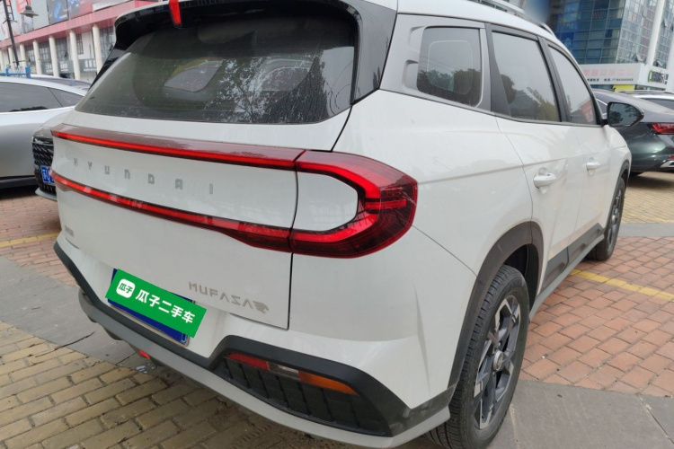 北京现代ix35 2023款 沐飒 2.0L 豪华版DLX车身外观7