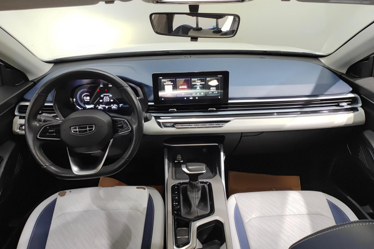 吉利汽车 帝豪 2022款 第4代 1.5L CVT旗舰型中控内饰12