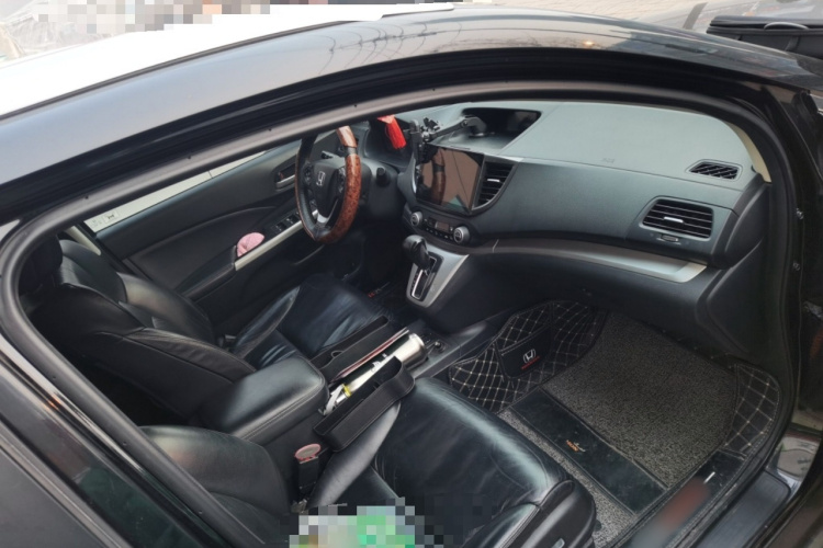 本田CR-V 2013款 2.4L 四驱豪华版局部细节9005