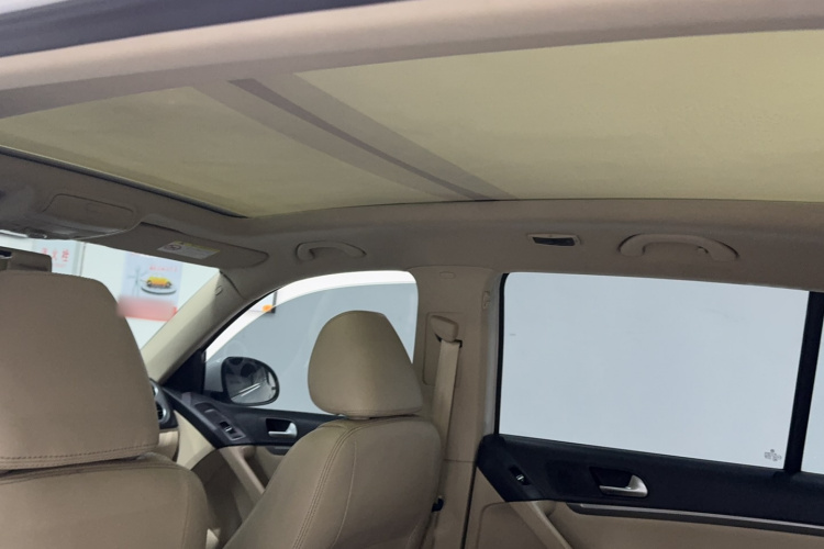 大众 途观 2015款 1.8TSI 自动两驱豪华型局部细节13