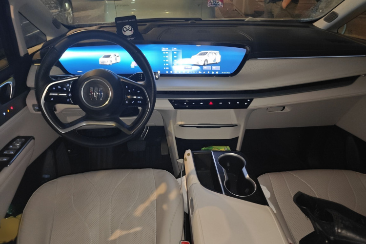 别克GL8新能源 2024款 陆尊 智享版 7座中控内饰12