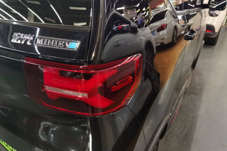 五菱汽车 宏光MINIEV 2022款 GAMEBOY 200km 玩咖款 磷酸铁锂车身外观6006