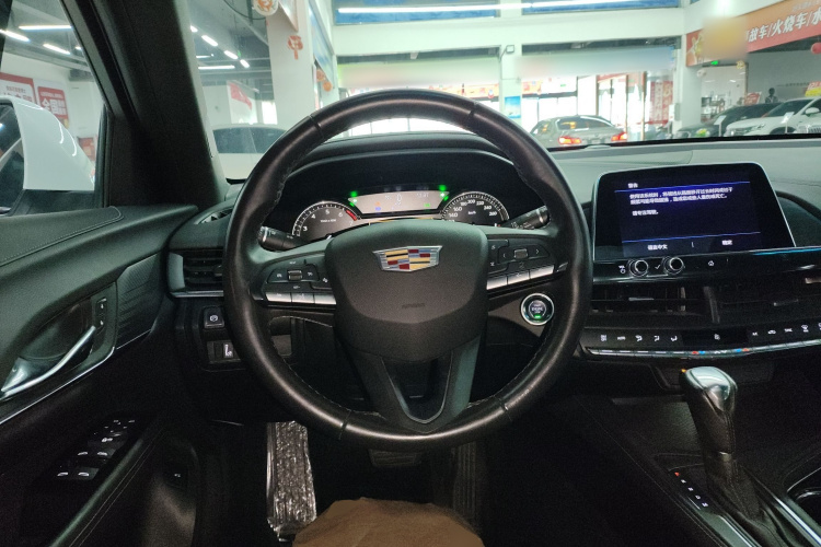 凯迪拉克CT4 2020款 28T 时尚型局部细节13