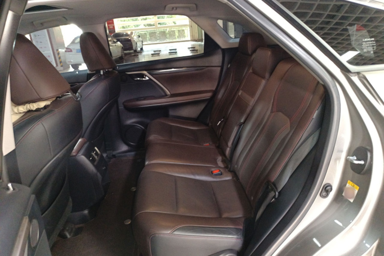 雷克萨斯RX 2016款 450h 四驱典雅版中控内饰21