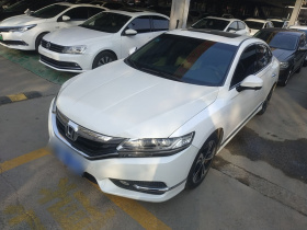 本田 思铂睿 2015款 2.4L 尊贵版