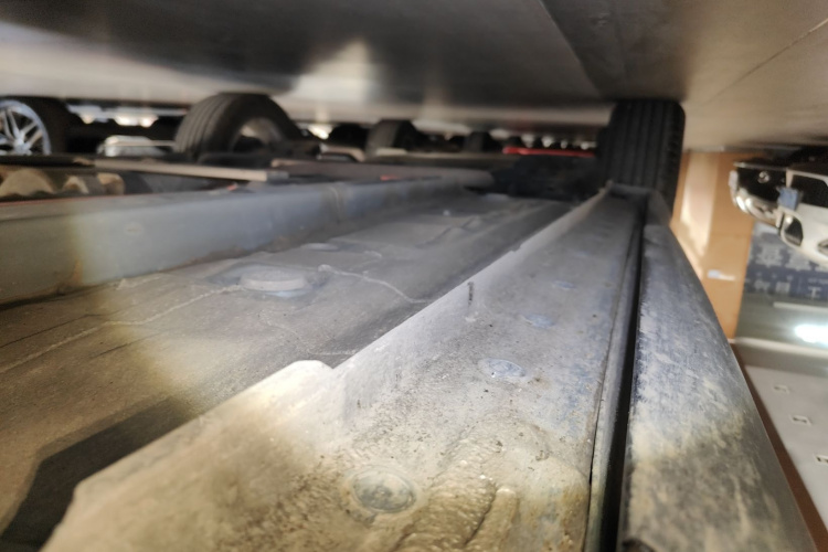 丰田 锋兰达 2023款 2.0L 智能电混双擎 领先版局部细节9001