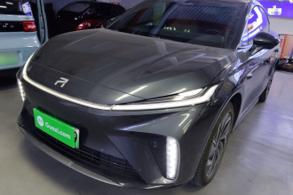 飞凡汽车 飞凡R7 2023款 后驱屏霸版