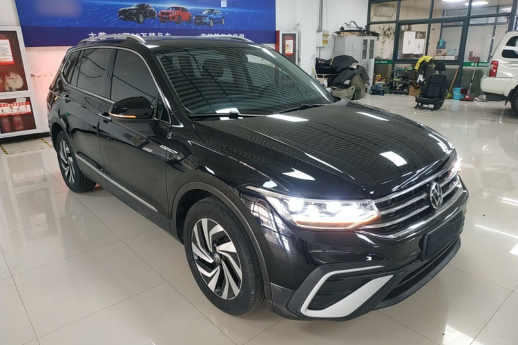 大众 途观L 2024款 300TSI 自动两驱智享版车身外观6002