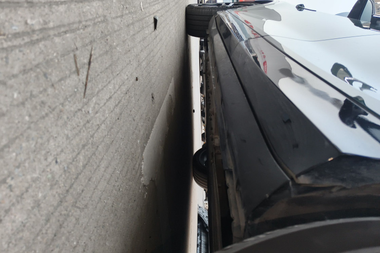 岚图汽车 岚图FREE 2025款 318 318km 后驱环游版局部细节9002