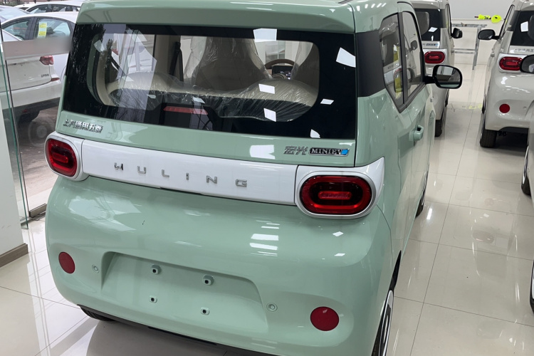 五菱汽车 宏光MINIEV 2024款 第三代 215km 青春版车身外观6003