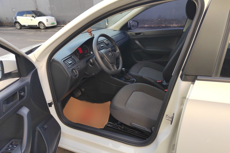 大众 桑塔纳 2021款 1.5L 自动风尚版中控内饰7001