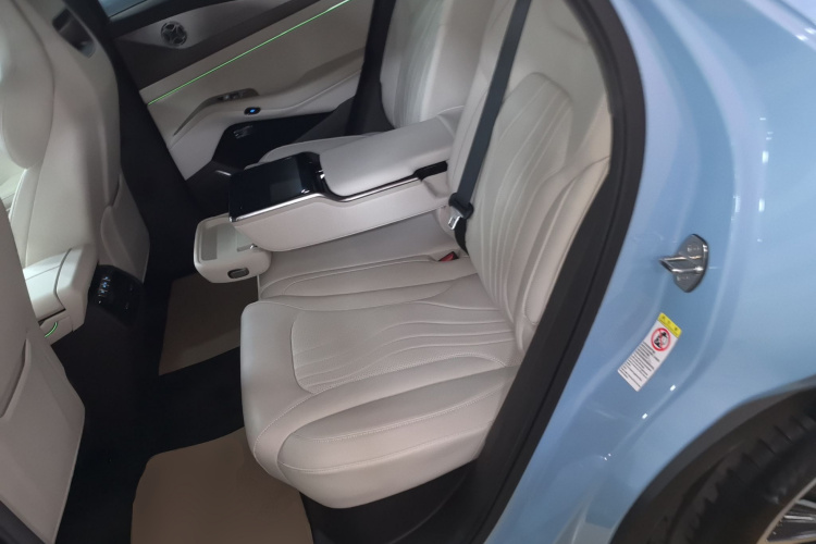 腾势N7 2024款 630 四驱智驾Ultra版中控内饰21