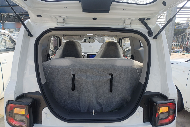 吉利银河 熊猫 2025款 210km 元气熊局部细节23