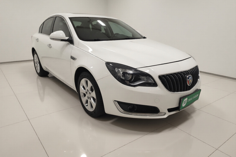 别克 君威 2015款 2.0L 精英时尚型车身外观3