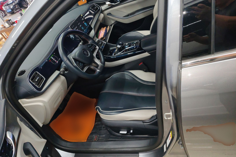 比亚迪 秦PLUS 2021款 EV 500KM 豪华型局部细节19