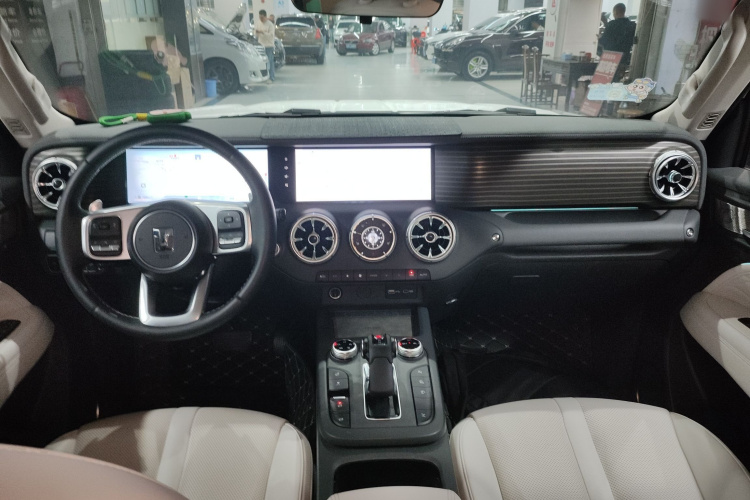 坦克300新能源 2024款 Hi4-T中控内饰12