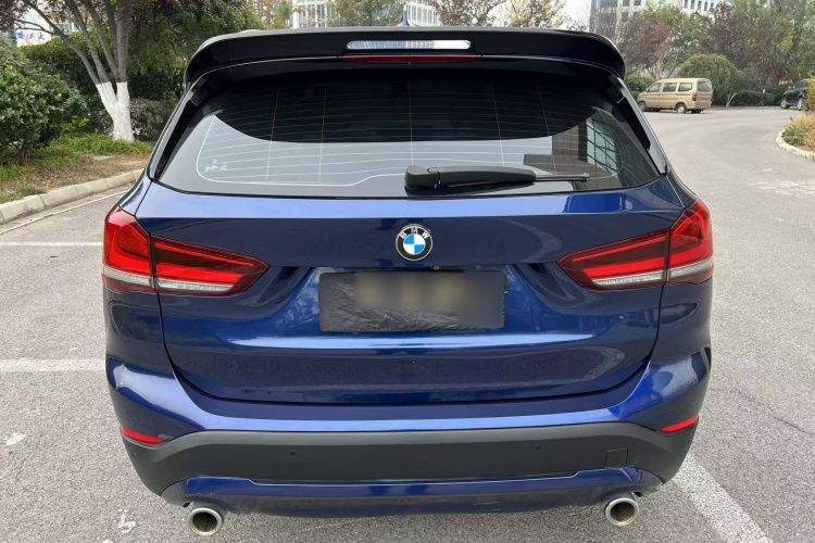 宝马X1 2020款 sDrive20Li 时尚型车身外观6004