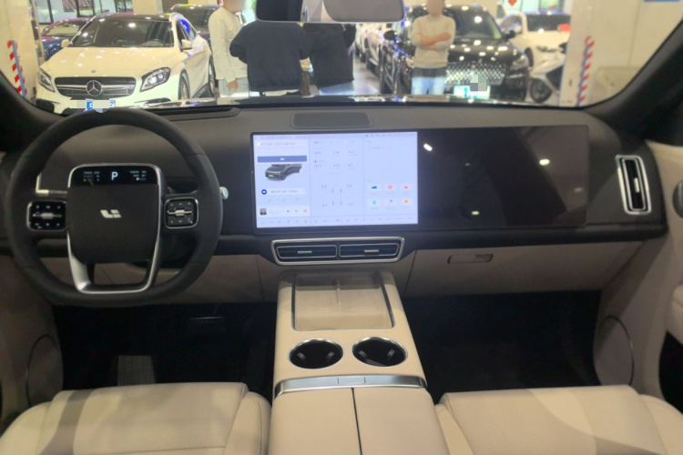 理想汽车 理想L9 2024款 Pro中控内饰12