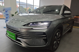 比亚迪 宋PLUS新能源 2025款 DM-i 智驾版 112KM 尊荣型