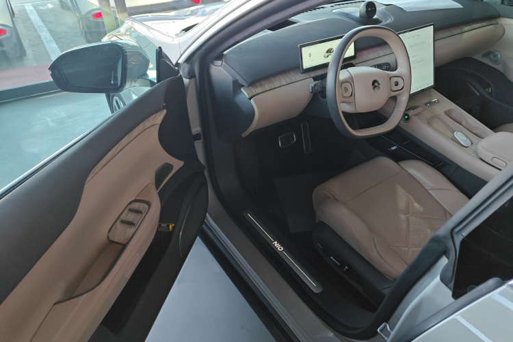 蔚来ET7 2022款 100kWh 首发版中控内饰20