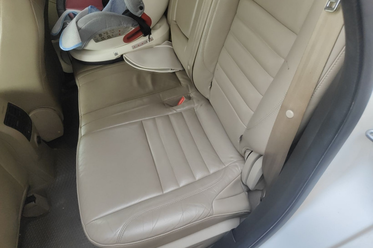 福特 翼虎 2015款 1.5L GTDi 四驱精英型中控内饰7004