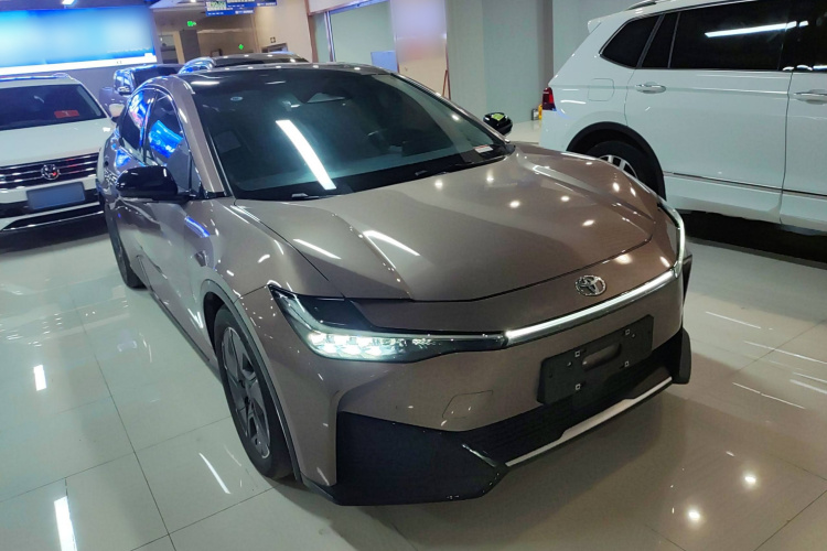 丰田bZ3 2023款 616km 长续航Premium车身外观3