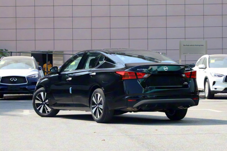 日产 天籁 2021款 2.0L XL Upper AD1 智行领航版车身外观6002