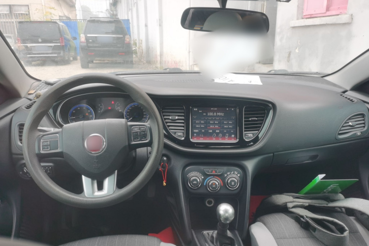 菲亚特 菲翔 2015款 1.4T 手动悦享版中控内饰12